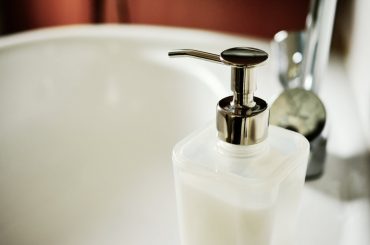 Sæbedispensor med sensor | 3 praktiske dispensere til sæbe